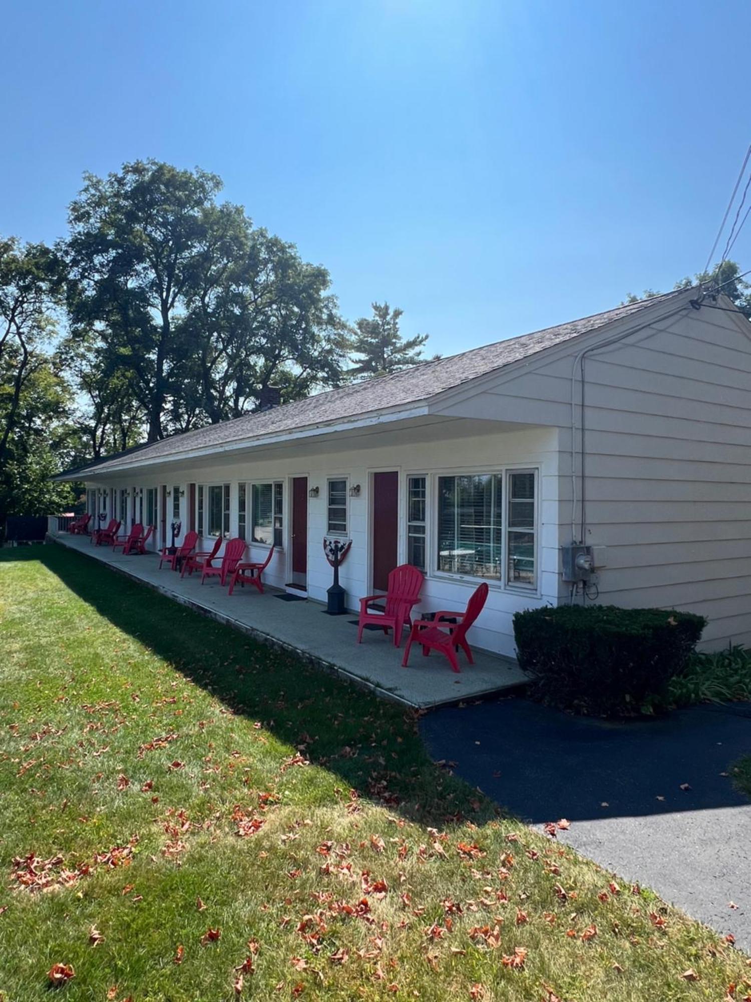 1848 Inn Weirs Beach Exterior photo